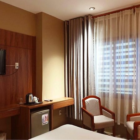 נה טראנג Garnet Hotel מראה חיצוני תמונה
