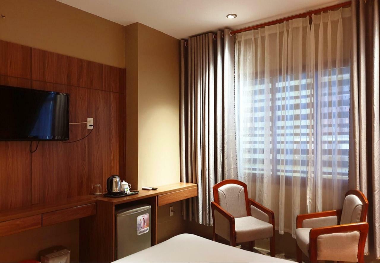 נה טראנג Garnet Hotel מראה חיצוני תמונה